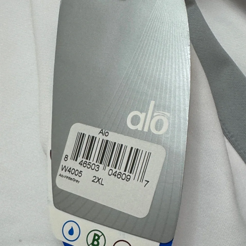 ALO Yoga Cream Zip-Up Jacket